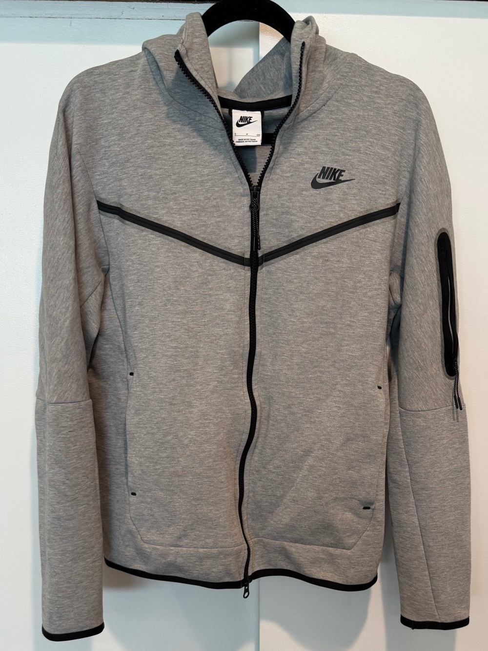 NIKE Sportswear Tech Fleece Full Zip Hoodie